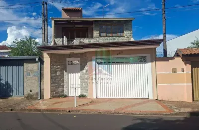 Excelente sobrado para locacao com 5 dormitorios, sendo 1suite na vila brasilia!!