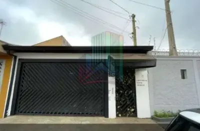 Excelente casa de 2 dormitorios em excelente localizacao no centro da cidade