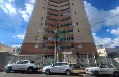 Lindo apartamento com 3 dormitorios, em excelente localizacao no centro da cidade