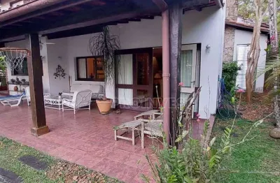 Casa com 4 dormitórios para alugar, 285 m² por r$ 9.389,48/mês - granja viana - cotia/sp