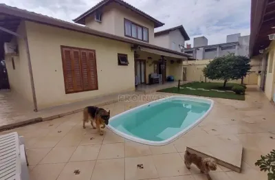 Casa com 3 dormitórios à venda, 242 m² por R$ 1.300.000,00 - Santa Adélia - Vargem Grande Paulista/SP