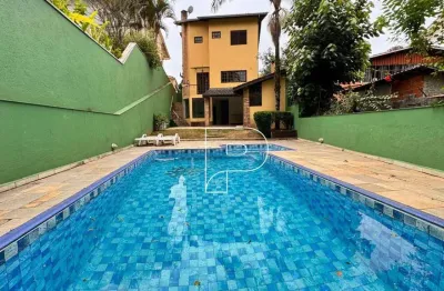 Casa com 4 dormitórios – 240 m² de conforto e estilo na granja viana