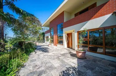 Casa com 3 dormitórios à venda, 332 m² por r$ 1.700.000,00 - granja viana - cotia/sp