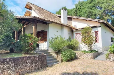 Casa térrea com 3 dormitórios à venda, 535 m² por r$ 2.600.000 - chácara dos lagos - carapicuíba/sp