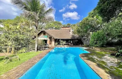 Casa com 3 dormitórios à venda, 363 m² por r$ 1.950.000,00 - granja viana - carapicuíba/sp