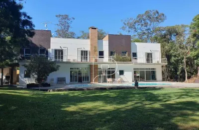 Casa com 4 dormitórios à venda, 750 m² por R$ 1.800.000,00 - Granja Viana - Embu das Artes/SP