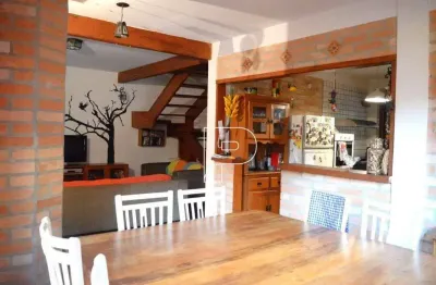 Casa com 3 dormitórios (Suite) à venda, 215 m² por R$ 1.100.000 - Granja Viana - Cotia/SP