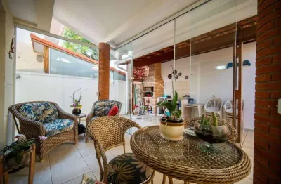 Casa com 4 dormitórios à venda, 154 m² por r$ 1.170.000,00 - granja viana - cotia/sp