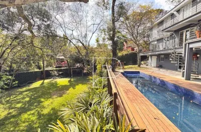 Casa com 4 dormitórios à venda, 350 m² por r$ 1.990.000,00 - chácara dos lagos - carapicuíba/sp