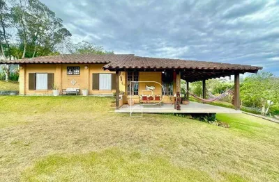 Casa estilo chácara, rústica, térrea e mobiliada à venda, por r$ 1.450.000 - granja viana/sp
