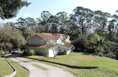 Casa com 4 dormitórios, 659 m² - venda por r$ 1.900.000,00 ou aluguel por r$ 14.040,00/mês - granja viana - embu das artes/sp
