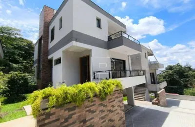 Casa com 3 dormitórios à venda, 326 m² por r$ 2.240.000,00 - granja viana - carapicuíba/sp