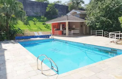 Casa para venda ou locação, na granja viana -  condomínio fechado - segurança 24h.