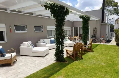 Casa com 3 dormitórios à venda, 260 m² por R$ 1.600.000,00 - Santa Adélia - Vargem Grande Paulista/SP