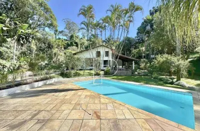 Casa em condomínio fechado com 3 quartos para alugar na Rua Carambola, 983, Algarve, Cotia