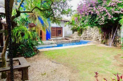 Casa com 4 dormitórios à venda, 427 m² por r$ 1.890.000,00 - granja viana - carapicuíba/sp