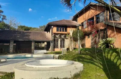 Casa 5 Dormitórios à Venda, 480 m² por R$ 3.200.000 - Chácara São João - Carapicuíba/SP