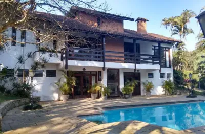 Casa com 4 dormitórios à venda, 542 m² por r$ 1.800.000,00 - centro (embu das artes) - embu das artes/sp