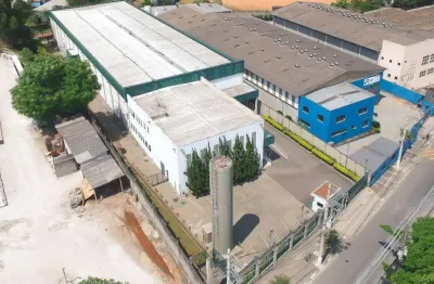Galpão na granja viana, próximo a  rodovia raposo tavares, acesso pelo km 25,5 sentido são paulo. cotia