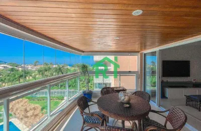 Apartamento à beira mar com 3 quartos (3 suítes), 2 vagas e lazer à venda em Enseada, Guarujá