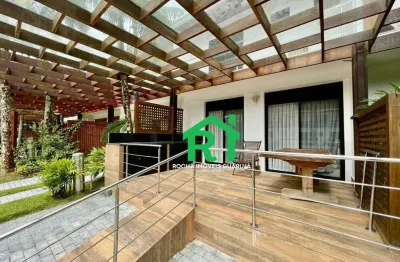 Casa com 4 quartos (2 suítes), beira mar, vaga náutica à venda em marina guarujá, guarujá