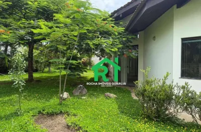 Terreno de 800 m² com edícula, frente praça, em condomínio de alto padrão – Jardim Acapulco, Guarujá/SP