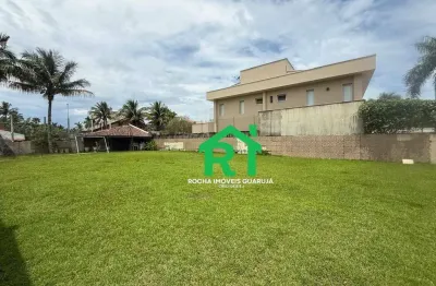 Terreno de 525 m² frente praça em condomínio fechado de alto padrão – Jardim Acapulco, Guarujá/SP