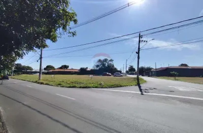 Terreno à venda com 345m² de esquina no bairro João Aranha em Paulínia/SP.