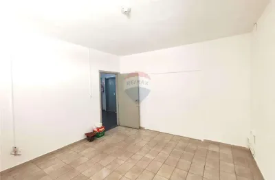 Sala comercial para locação em frente a caixa econômica federal em paulínia/sp