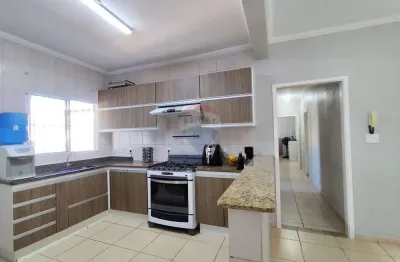 Casa a venda 132,26m² com piscina, 3 quartos no joão aranha paulínia sp
