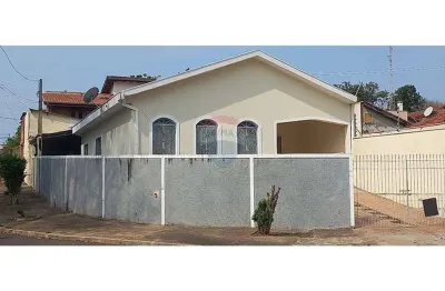 Casa a venda  com 3 quartos e uma edícula no bairro  joão aranha, paulinia/sp