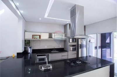 Casa a venda com 3 quartos suítes no condomínio reserva real, paulínia/sp.