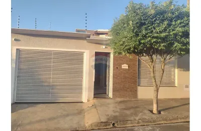 Casa com 3 quartos à venda na Zilda Giovanoni Viamonte, 112, Parque Souza Queiroz, Cosmópolis