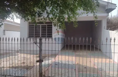 Casa com 2 quartos à venda na Rua Artur Nogueira, 305, Jardim de Faveri, Cosmópolis