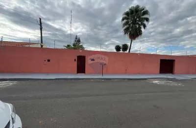 Casa com 2 quartos à venda na Rua Antonio Tavano, 155, Extinta Estação Experimental de Sericultura, Cosmópolis