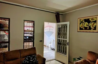 Casa com 1 quarto à venda na Rua Pedro de Faveri, 606, Jardim do Sol, Cosmópolis