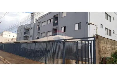 Apartamento com 2 quartos à venda na Rua Frederico Decresci, 557, Residencial do Bosque, Cosmópolis