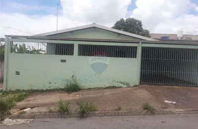 Casa com 3 quartos à venda na Francisco Cesário De Azevedo, 199, Centro, Cosmópolis
