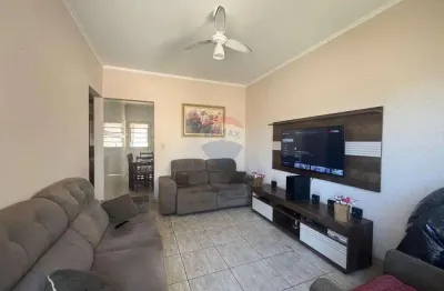 Casa com 2 quartos e 6 vagas de garagem a venda no marieta dian em paulinia sp