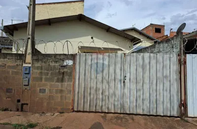 Casa com 1 quarto para alugar na Avenida Marginal, 1710, Jardim do Sol, Cosmópolis