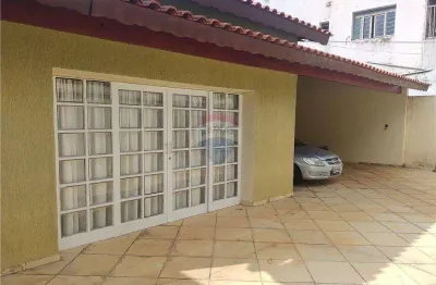 Casa com 3 quartos à venda na Avenida Centenário do Doutor Paulo de Almeida Nogueira, 487, Santo Antônio, Cosmópolis