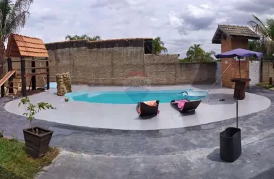 Chácara à venda com 2 quartos, 2 banheiros e piscina, Cosmópolis/SP