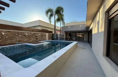 Casa no  Condomínio Athenas  com 3 quartos para  Alugar - Paulínia, São Paulo