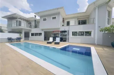 Casa com 4 quartos suites e área gourmet à venda no Condomínio Athenas em Paulínia/SP