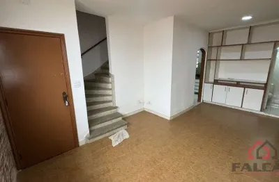 Casa com 2 quartos para alugar na Aureliano Coutinho - lado ímpar, 73, Embaré, Santos por R$ 3.200