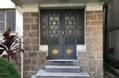 Casa com 3 quartos para alugar na doutor tolentino filgueiras, 130, gonzaga, santos por r$ 20.000