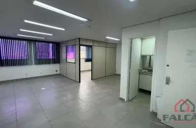 Sala comercial para alugar na Brás Cubas, 37, Centro, Santos por R$ 1.800