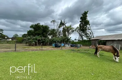 Chácara comercial à venda em joinville-sc, bairro vila nova - 4 quartos, 1 suíte, 3 salas, 4 banheiros, 2 vagas de garagem, 200m² área.