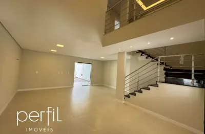 Imperdível! casa à venda em joinville-sc, bairro américa: 3 suítes, 2 salas, 5 banheiros, 3 vagas de garagem