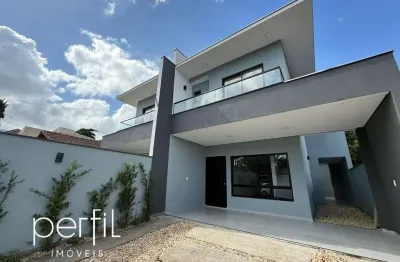 Sobrado a venda com 3 suítes no bairro bom retiro - joinville/ sc
